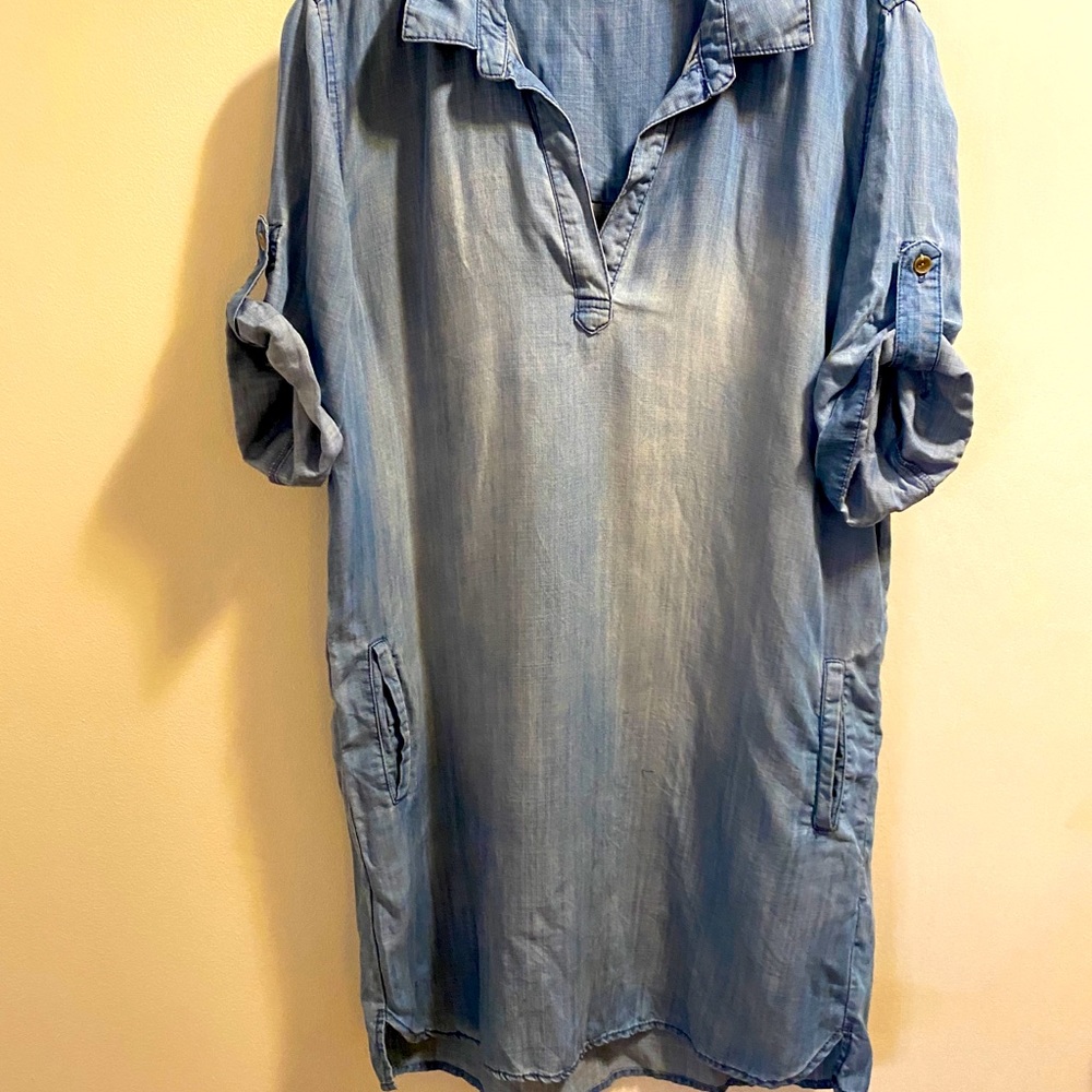 Chambray dress with pockets